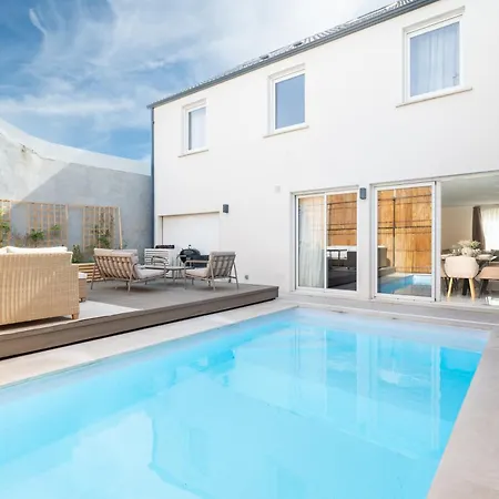 Prestigia - Piscine Chauffee & Climatisation Villa